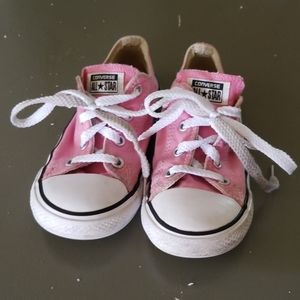 Pink converse